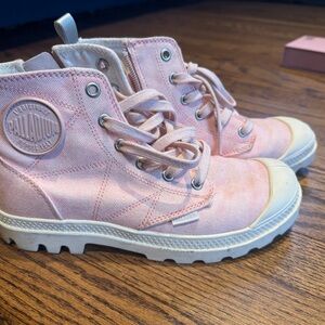 Palladium womens Pampa Hi Rose Stone Sneaker Boots